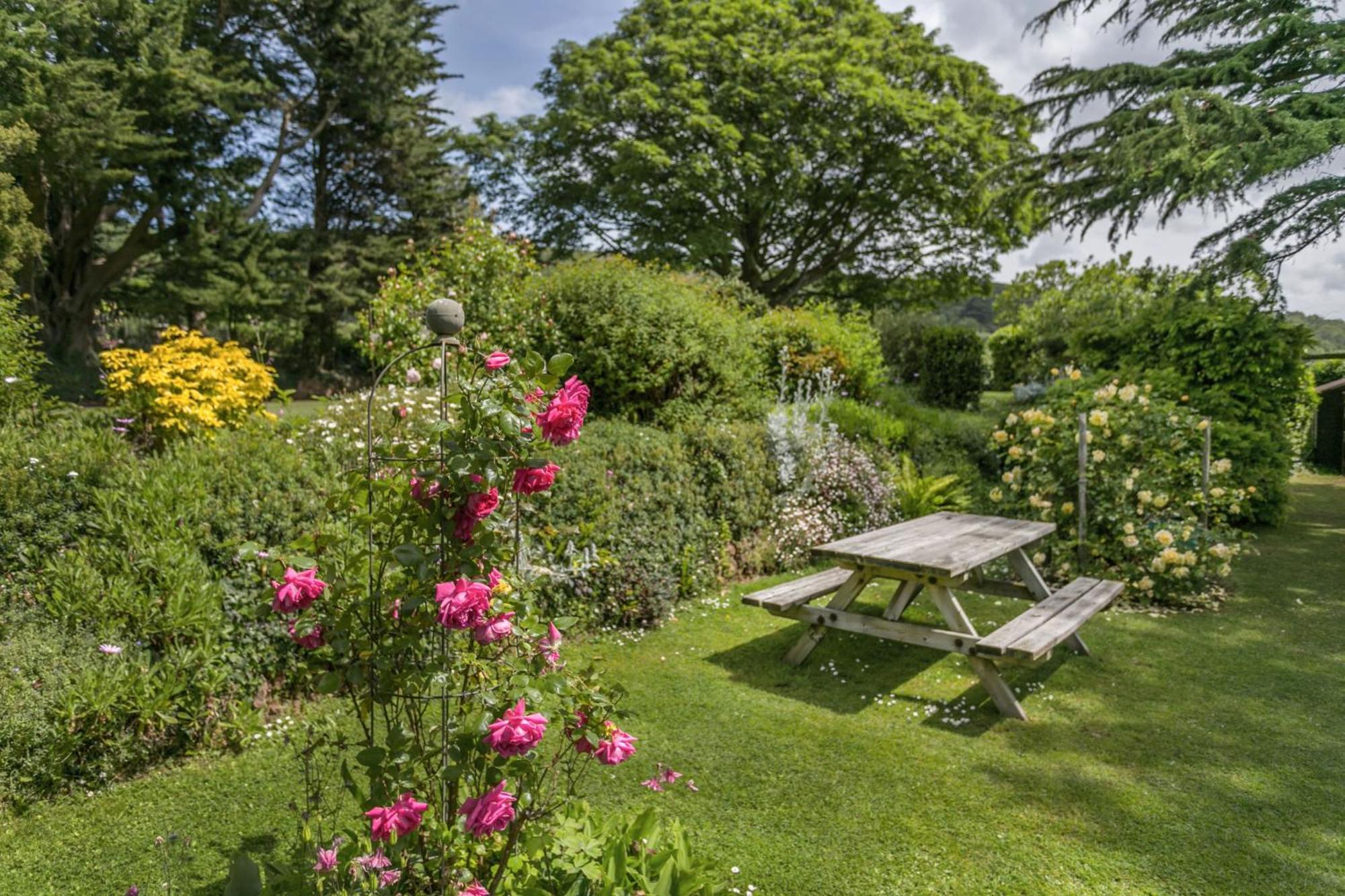 Laburnum Lodge Sleeps 6 Wheelchair Access Minehead Εξωτερικό φωτογραφία